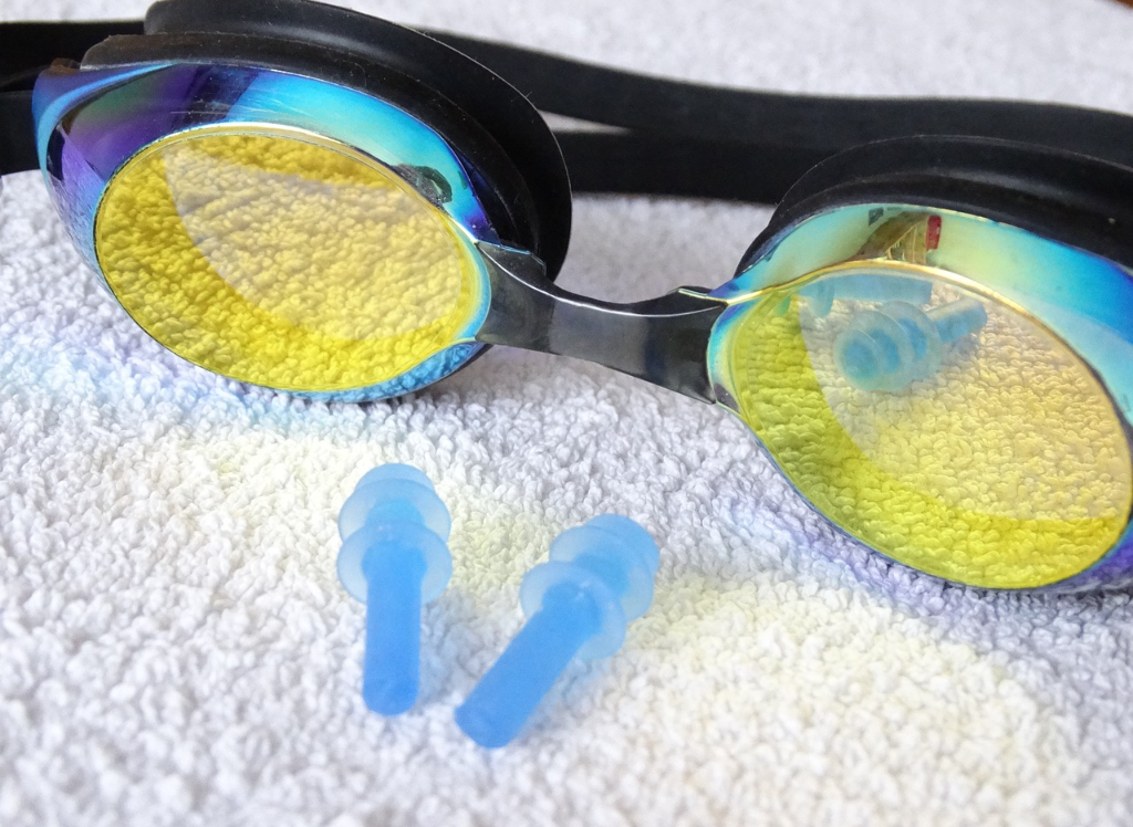 Why You Need Swimming Ear Plugs (And a Few to Choose From)