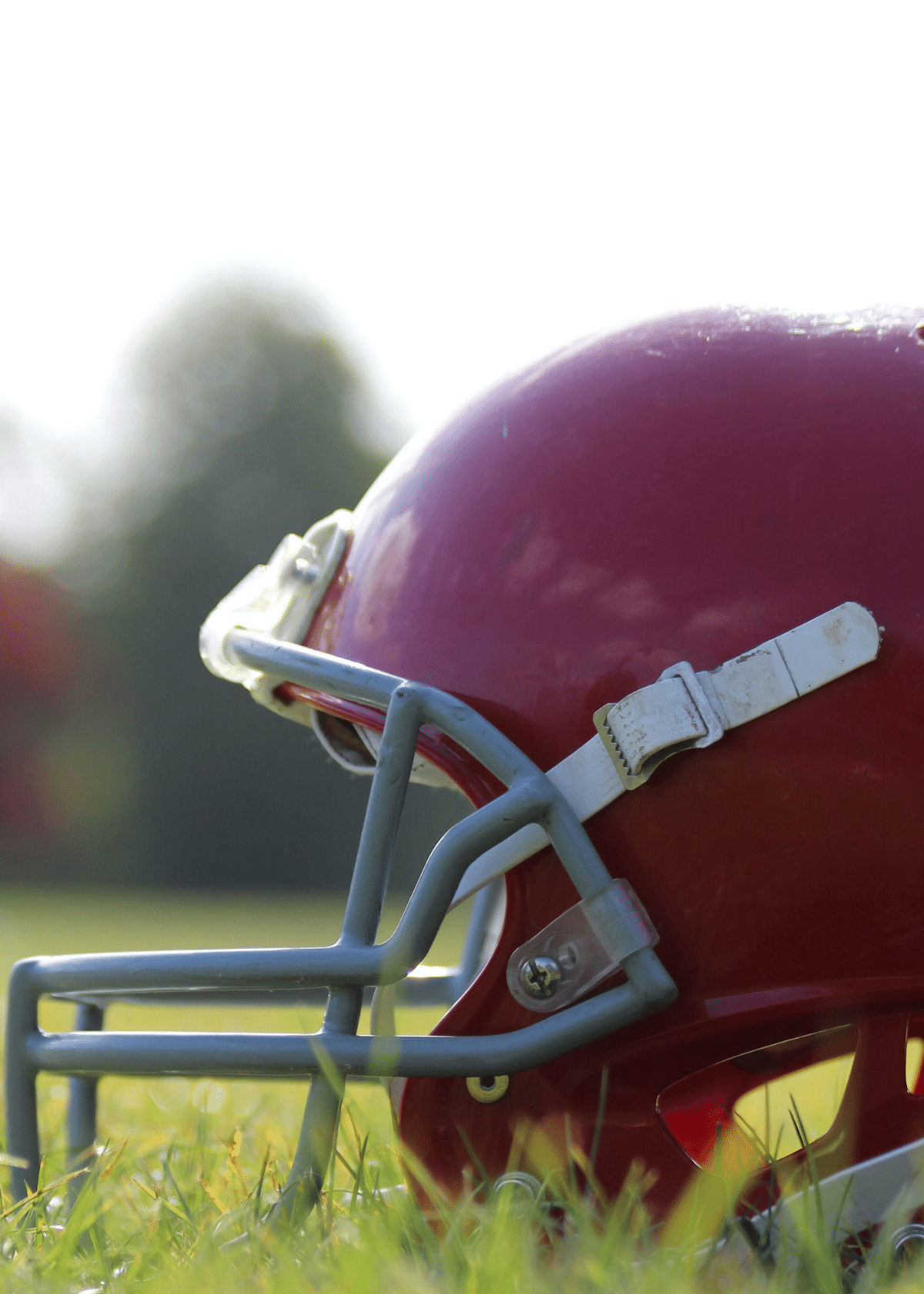 Best Football Helmet Reviewed: Which One is the Best for you