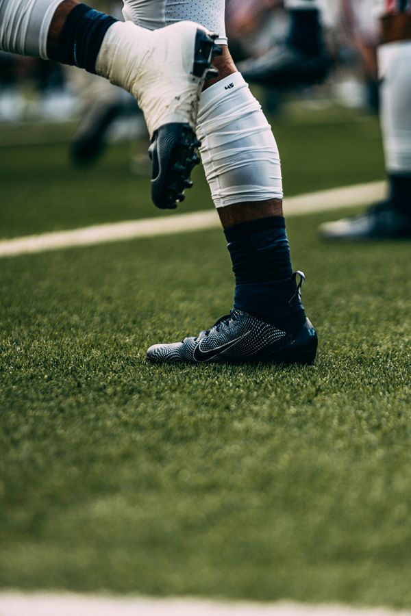 The 3 Best Football Cleats for Running Backs