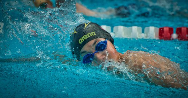 How to UnFog for the Best Swim Goggles for Indoor Swimming