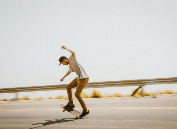 How to Tic Tac on a Skateboard and Show Them Who's Boss