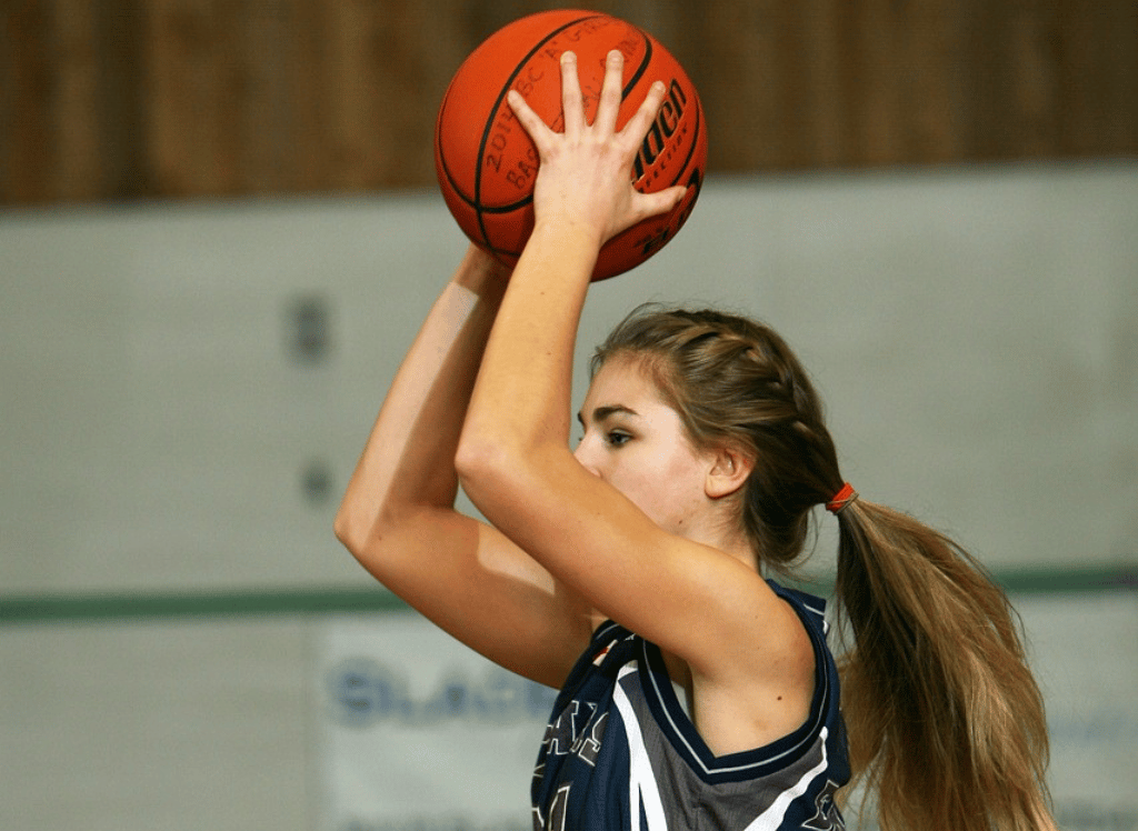 Tips and Techniques for the Overhead Pass in Basketball